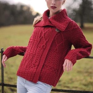 Carraig Donn 100% Merino Wool Cable Knit Sweater One Button Red Sz- M